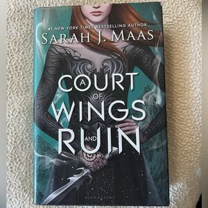 A Court of Wings and Ruin by Sarah J Maas